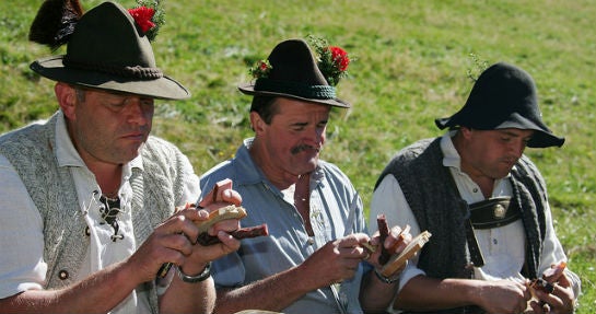 Das könnten sie sein, die SEO-Rockstars aus der Provinz. Nur vielleicht mit Smartphones statt Brot und Wurst. (Quelle: badkleinkirchheim, flickr)