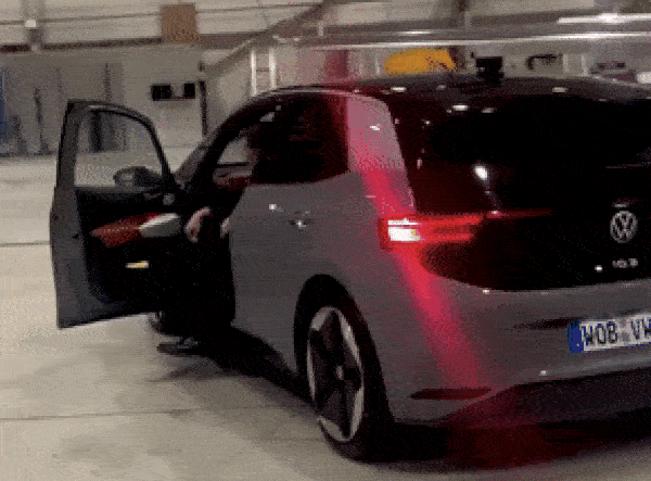 Elon Musk testet den VW id3